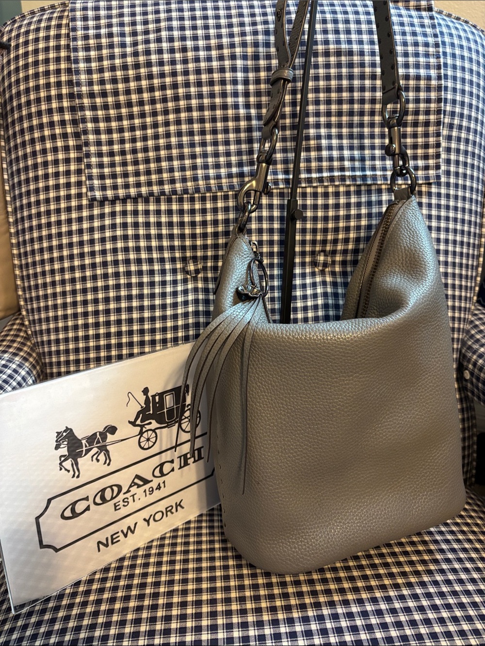 Coach 1941 duffle with rivets in Pebbled grey Leather